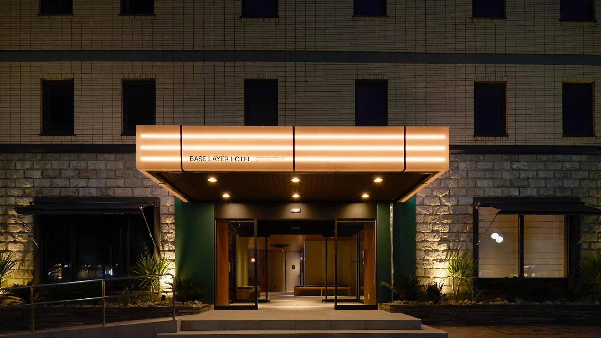 Base Layer Hotel Nagoya Nishiki